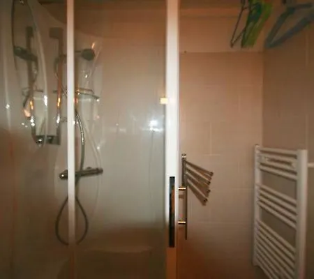 Au Pied Des Pistes *