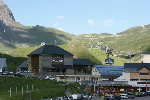 Au Pied Des Pistes アパート *